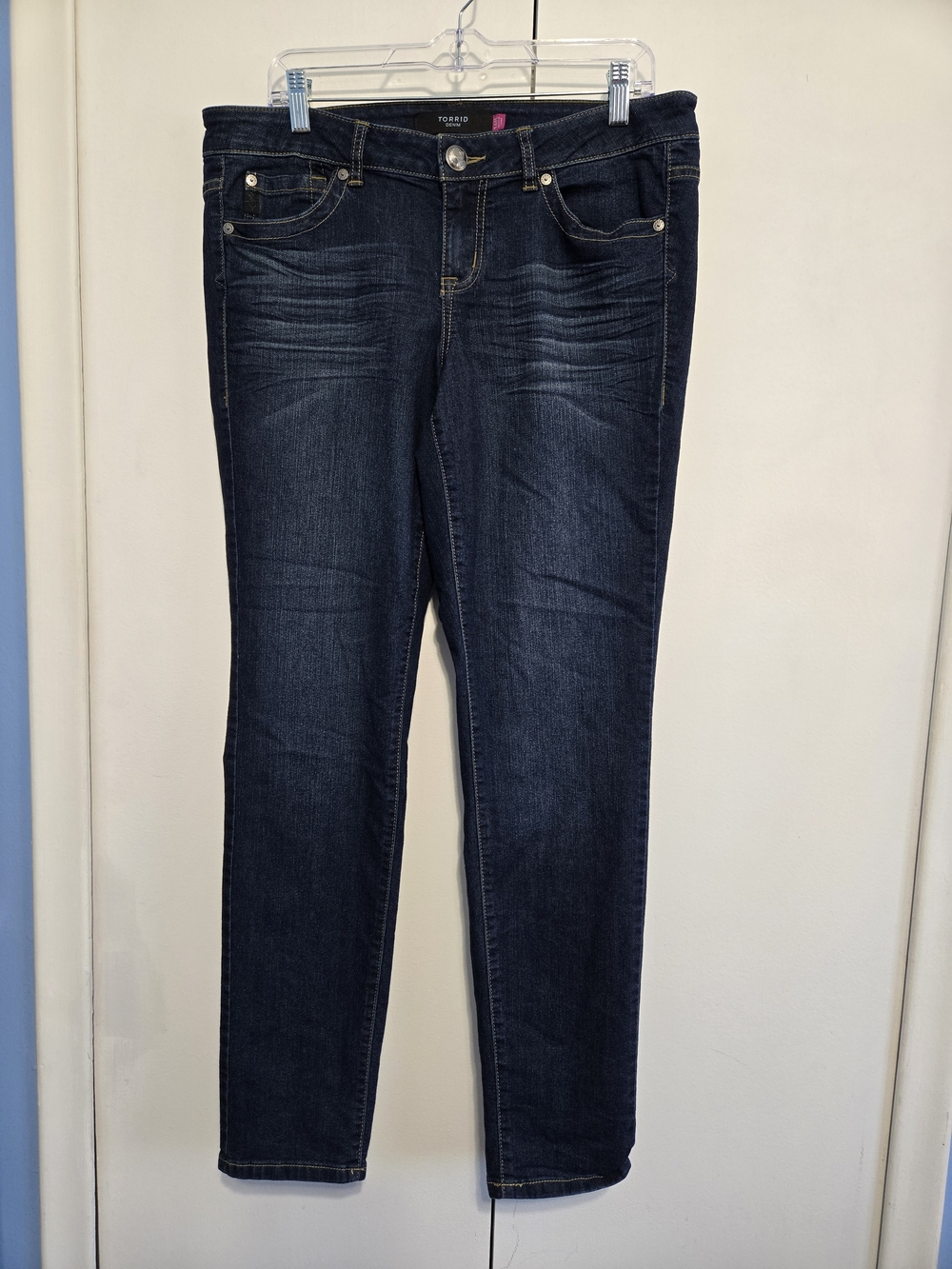 Torrid Skinny Jeans 16R Dark Wash Mid Rise Stretch Denim 32" Inseam